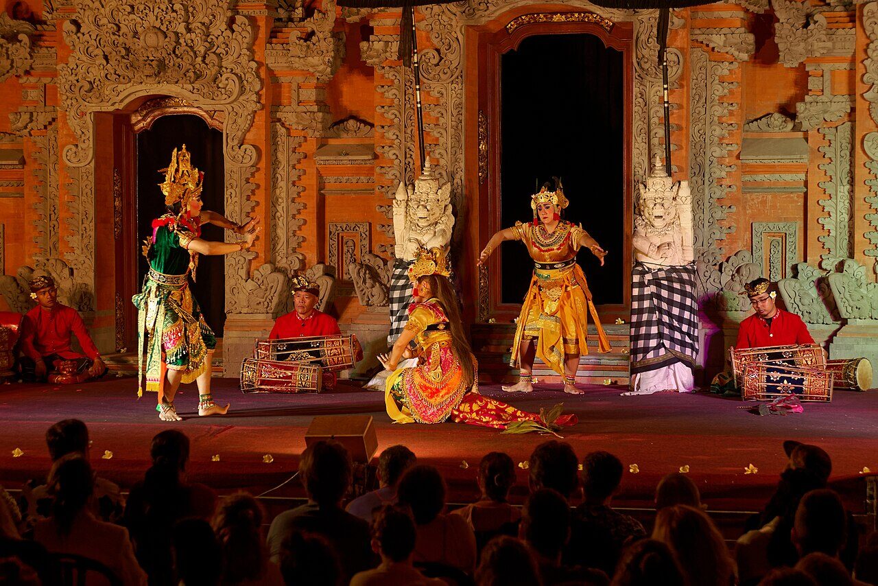 Balinese dance