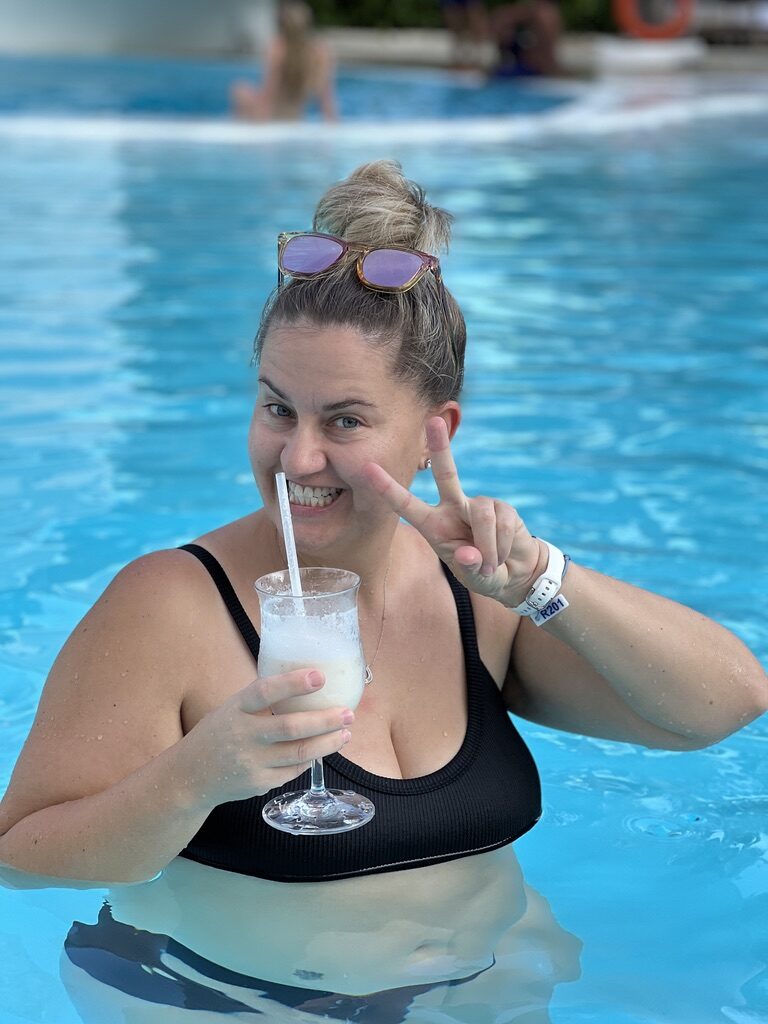 Pool day, Bali '22