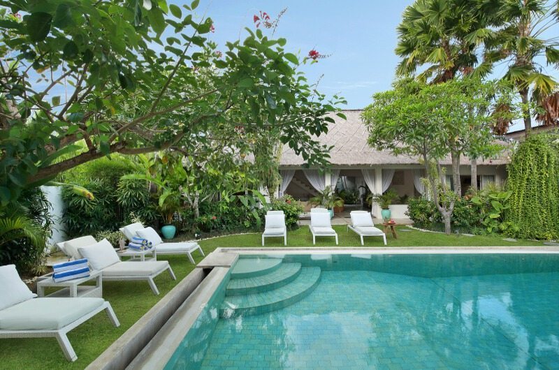 Viola Villa — pool from the loungers