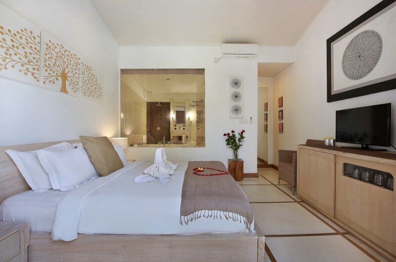 Viola Villa — a bedroom